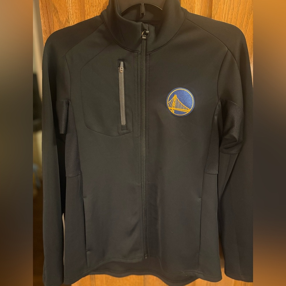 Women's Golden State Warriors Antigua
Black Full-Zip Jacket. Sz Small
